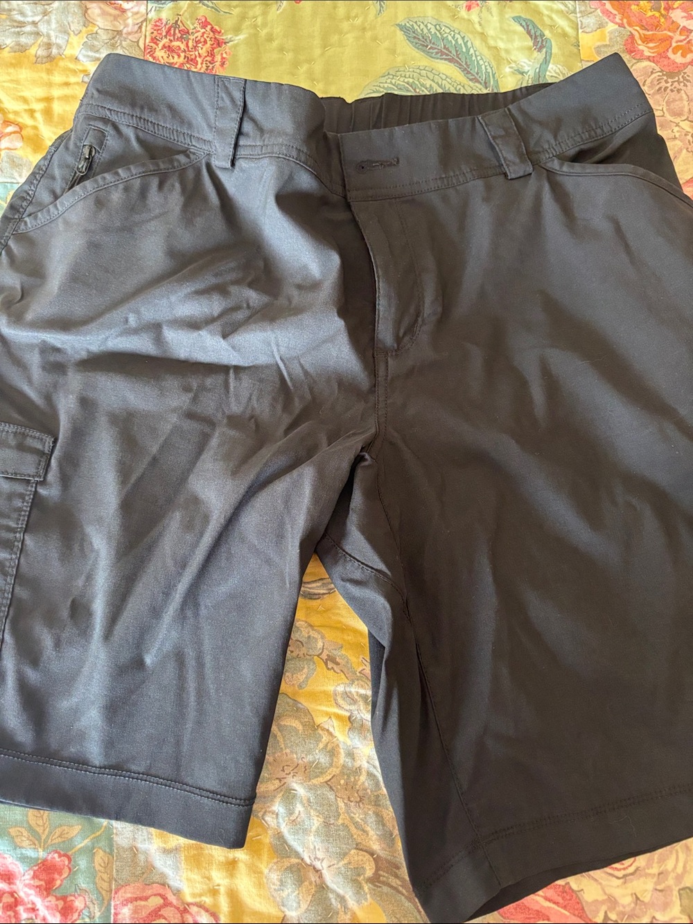 Duluth Trading Co Black Women's Bermuda Shorts